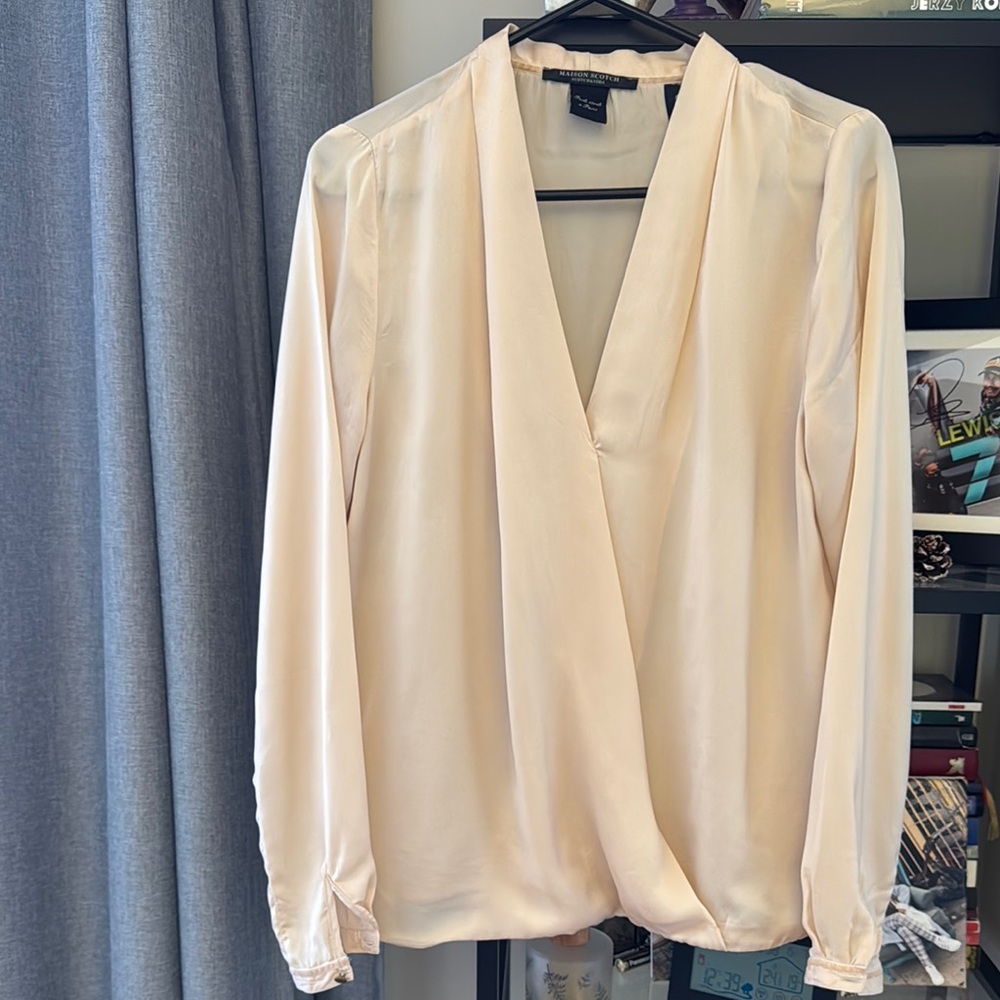 SALE ⭐️⭐️⭐️ Elegant Cream Blouse Scotch & Soda